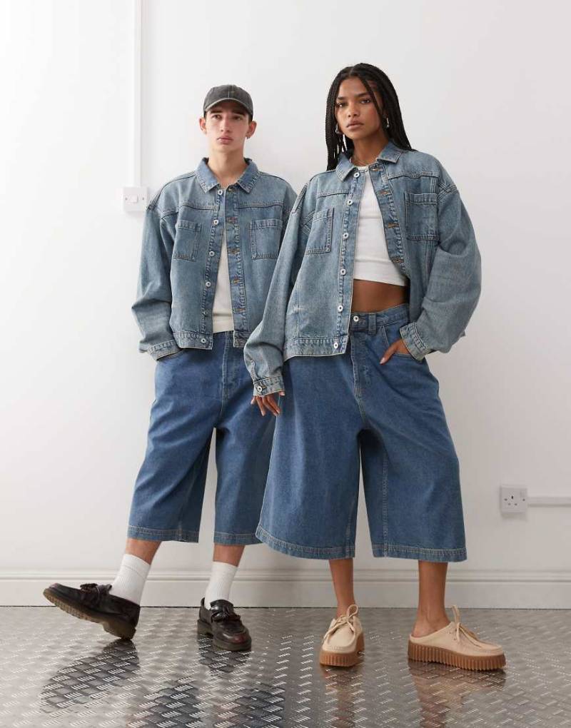 COLLUSION Unisex - Trucker-Jeansjacke in Stone-Waschung-Blau von Collusion