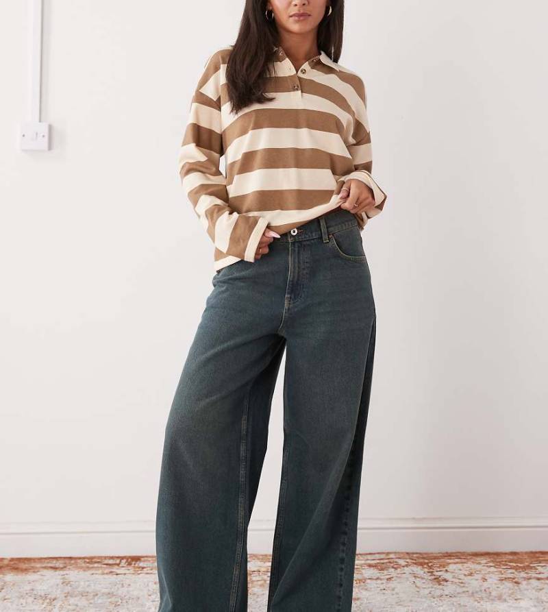 COLLUSION - X003 - Jeans in grüner Waschung mit weitem Bein und mittelhohem Bund-Blau von Collusion