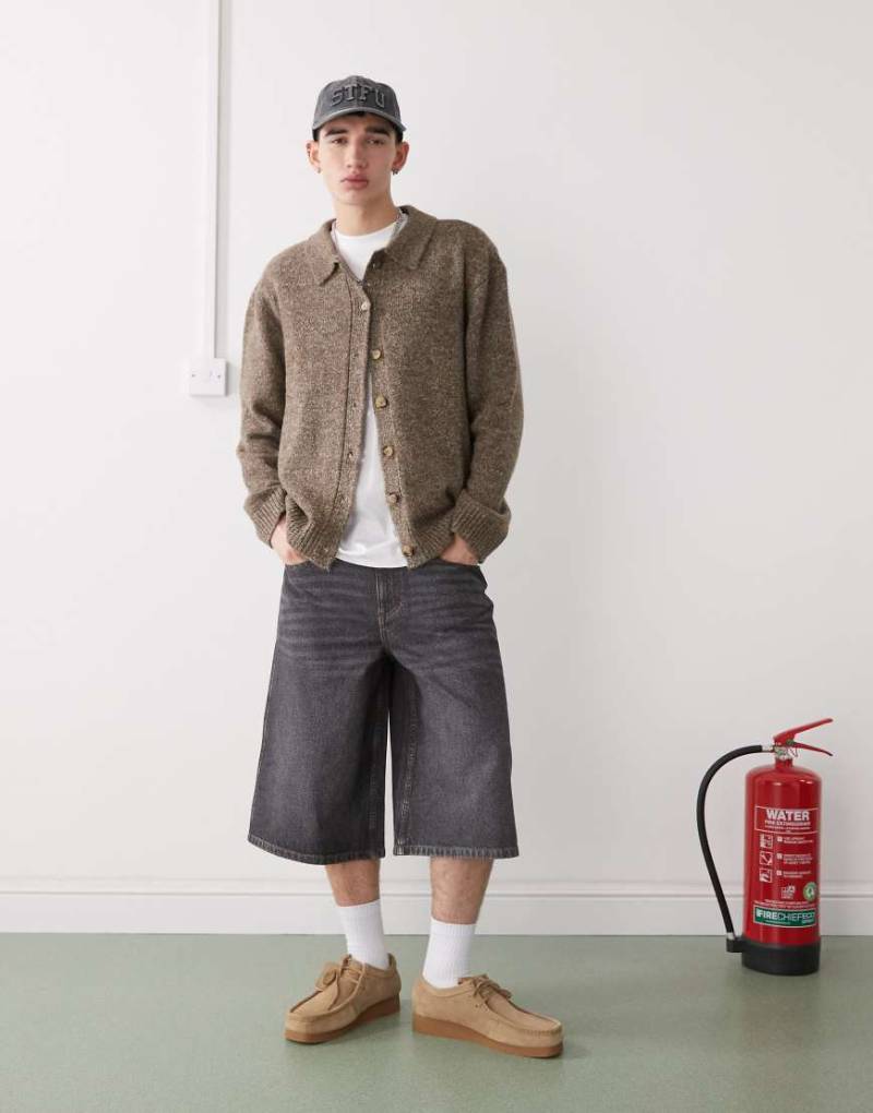 COLLUSION - Weite Skater-Jeans-Jorts in verwaschenem Schwarz von Collusion