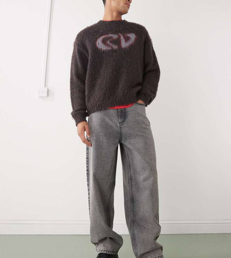 COLLUSION - X001 - Antifit-Jeans in grauer Waschung mit mittelhohem Bund von Collusion