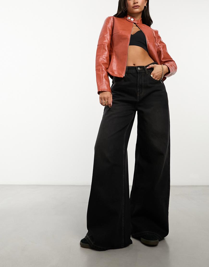 COLLUSION - X003 - Jeans in verwaschenem Schwarz mit weitem Schnitt von Collusion