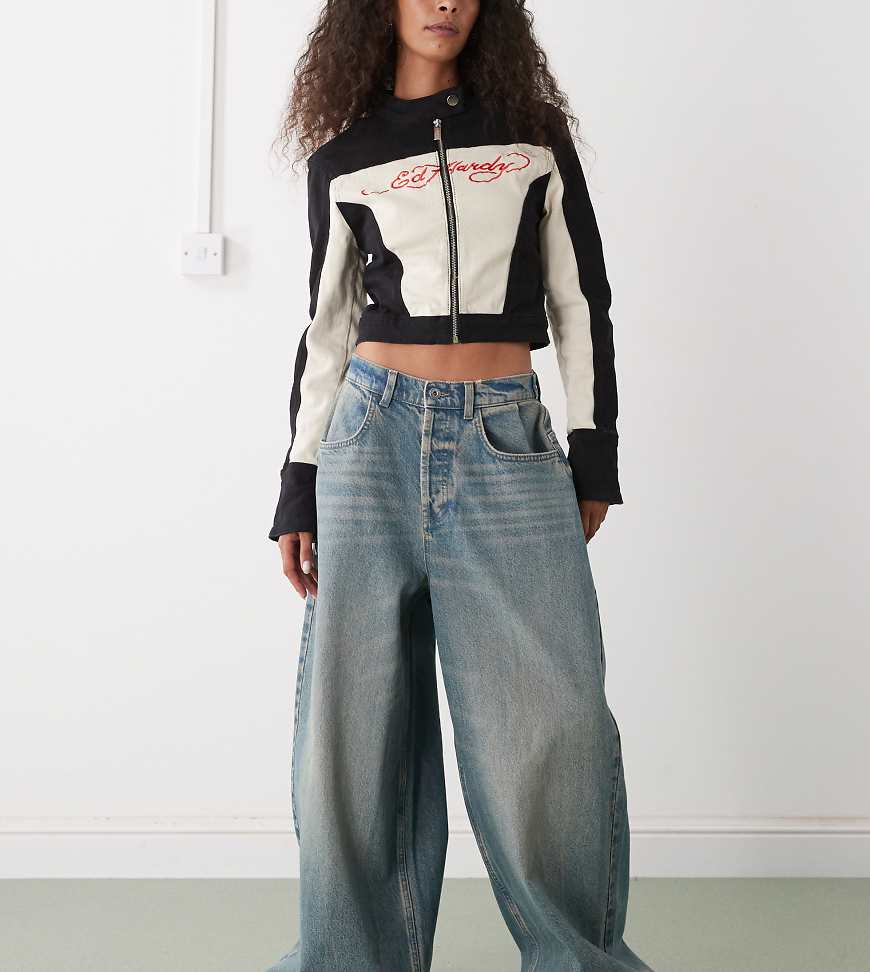 COLLUSION - X007 - Superweite Jeans in Dirty Blue mit verstellbarem, niedrigem Bund-Blau von Collusion