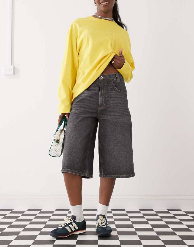 COLLUSION - Weite Skater-Jorts in verwaschenem Schwarz von Collusion