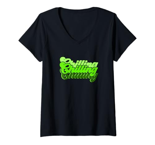Damen Green Chilling-x3 Grüne Grafik T-Shirt mit V-Ausschnitt Damen Green Chilling-x3 Grüne Grafik T-Shirt mit V-Ausschnitt von Color Match Green Graphic Tee