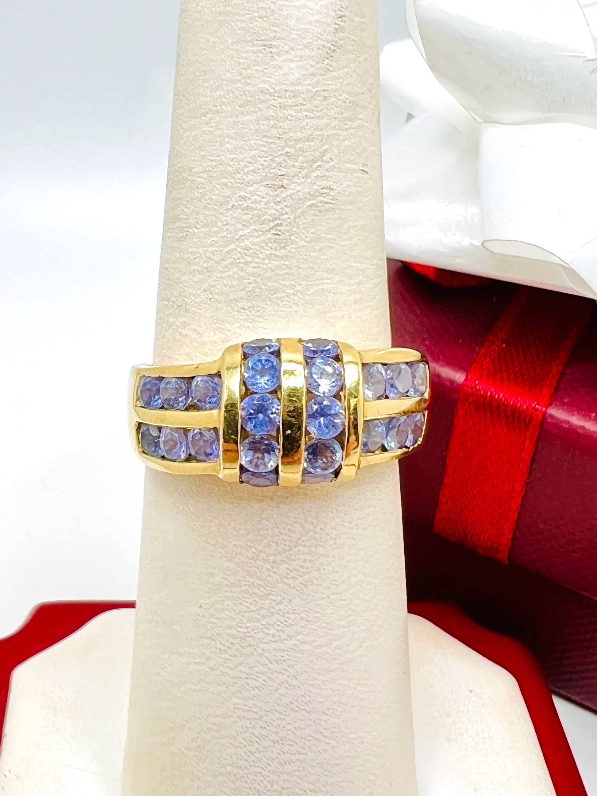 14K Gelb Gold Amethyst Ring Größe 6, 75 von ColorCoutureJewels