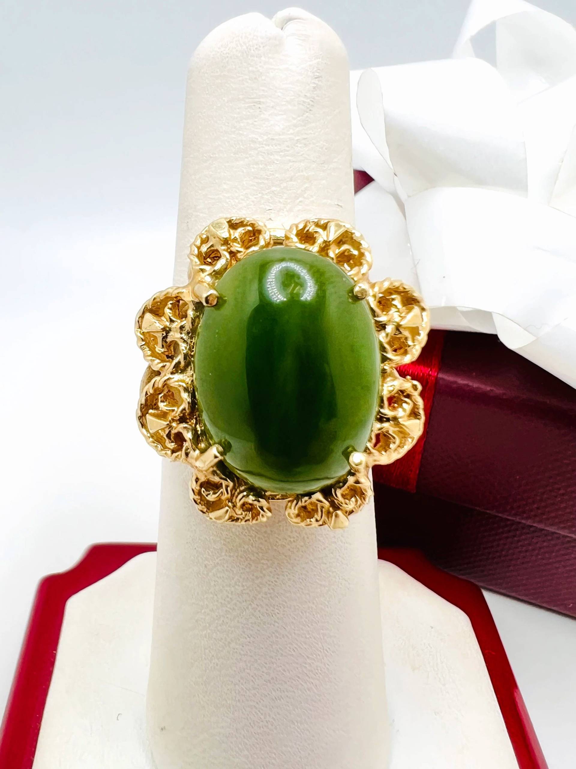 14K Gelb Gold Jade Ring Größe 6, 25 von ColorCoutureJewels