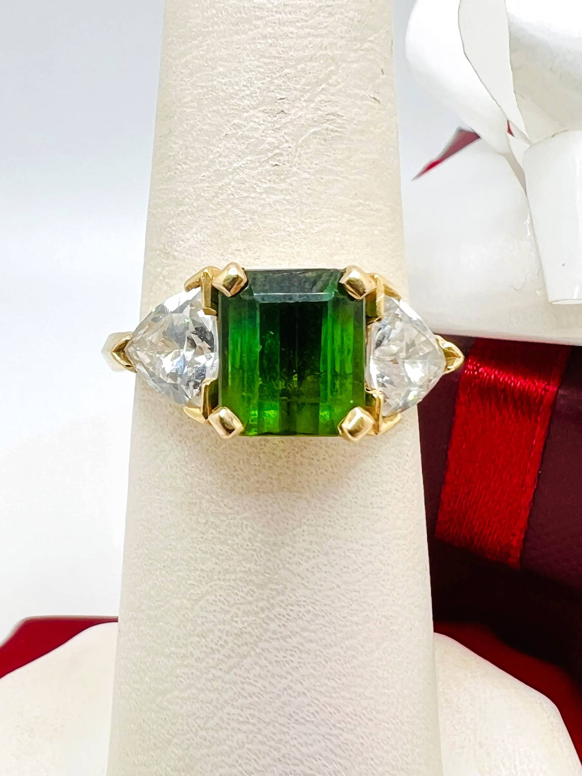14K Gelbgold Peridot & Zirkonia Ring Größe 6, 75 von ColorCoutureJewels