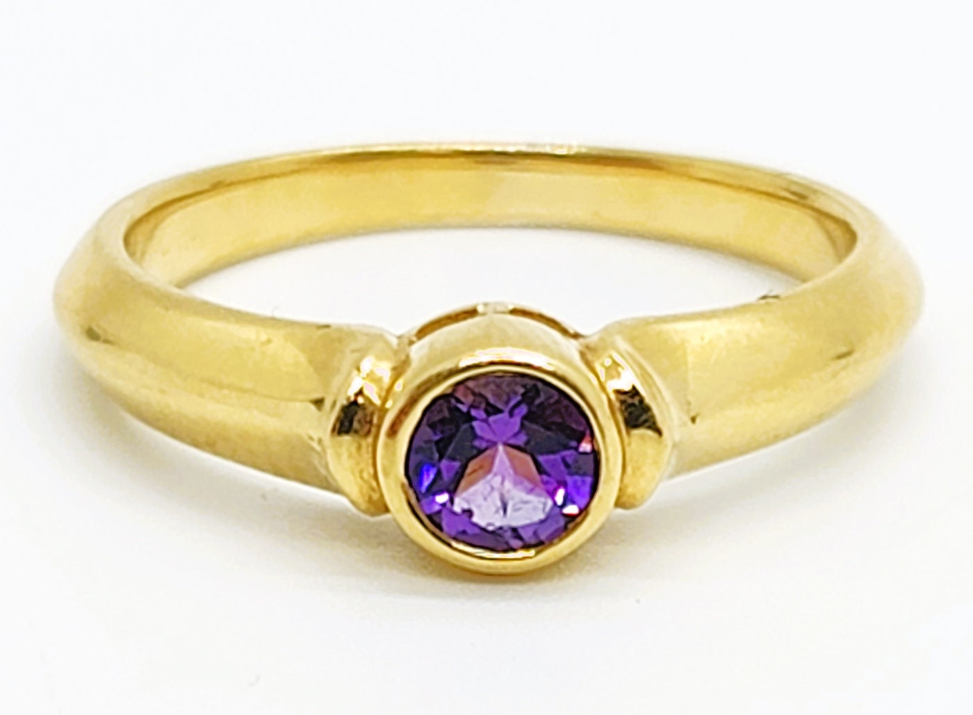 18K Gelbgold Amethyst Ring Größe 6.5 von ColorCoutureJewels