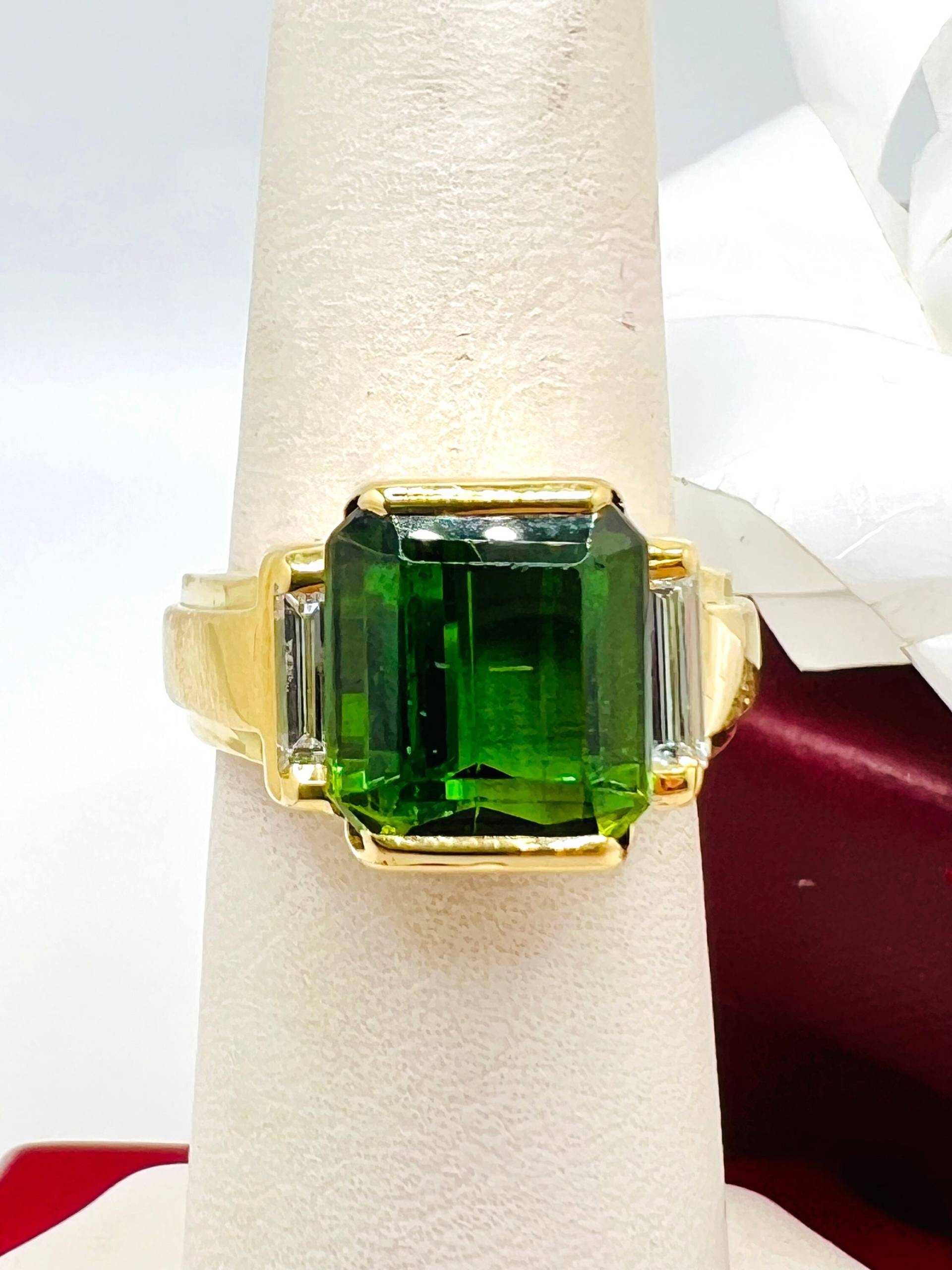 18K Gelbgold Peridot & Diamant 0.12Ct Ring Größe 6 von ColorCoutureJewels