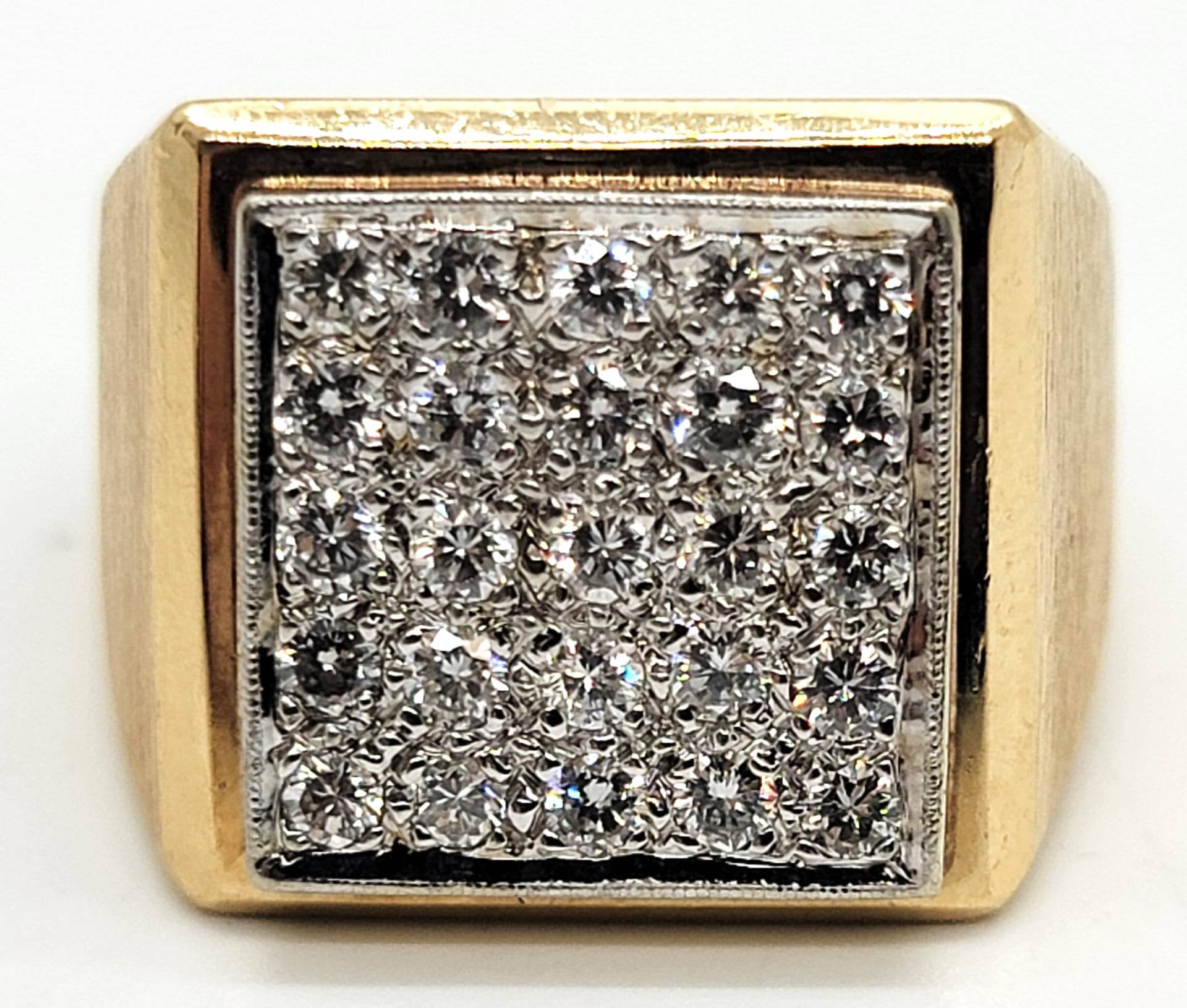 Herren Handgemachter 14K Gelbgold Diamant Ring Gr. 9, 1/4 von ColorCoutureJewels