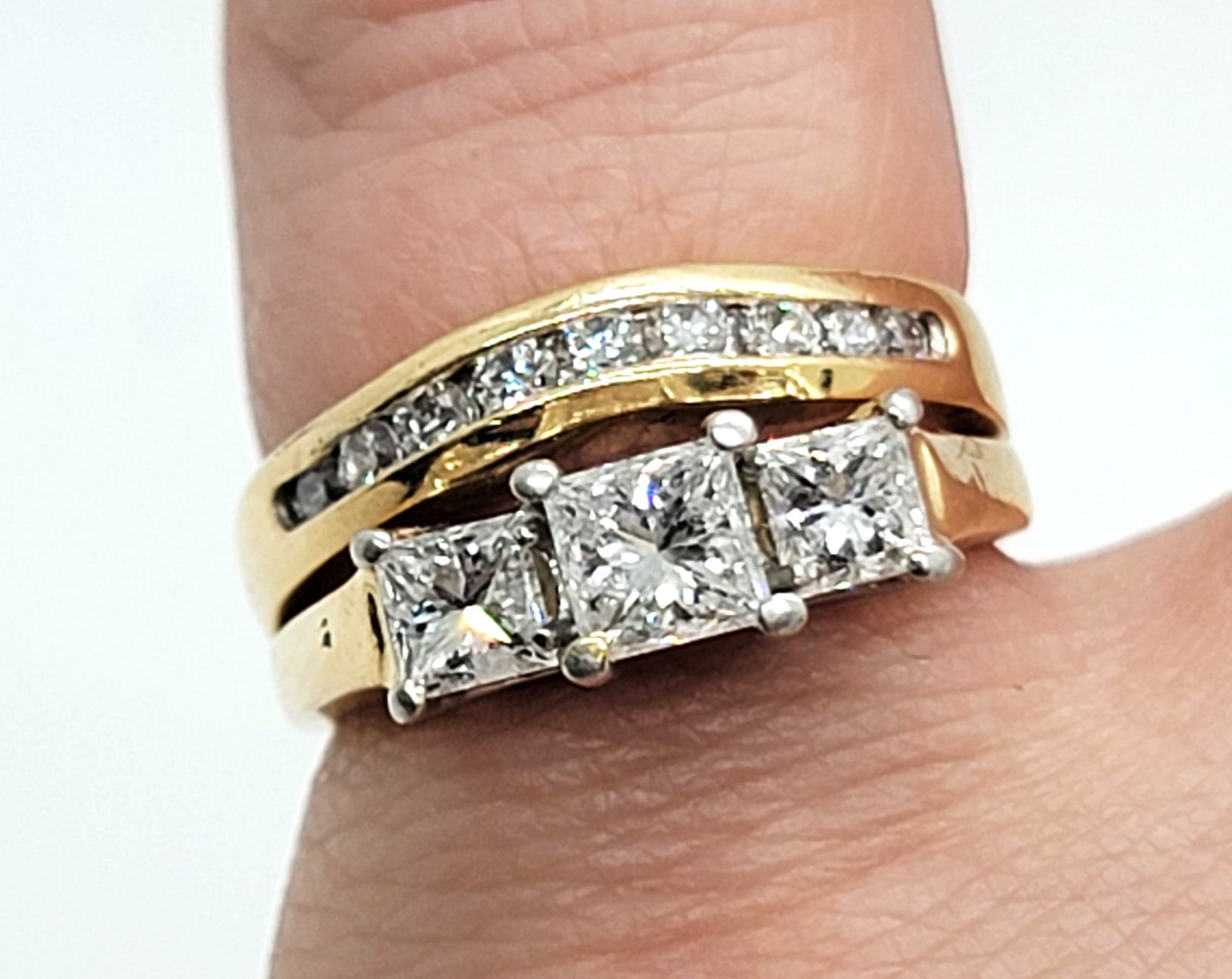 Hochzeitsband Set Handarbeit 14K Gelbgold Diamant Ring Gr. 4, 5 von ColorCoutureJewels