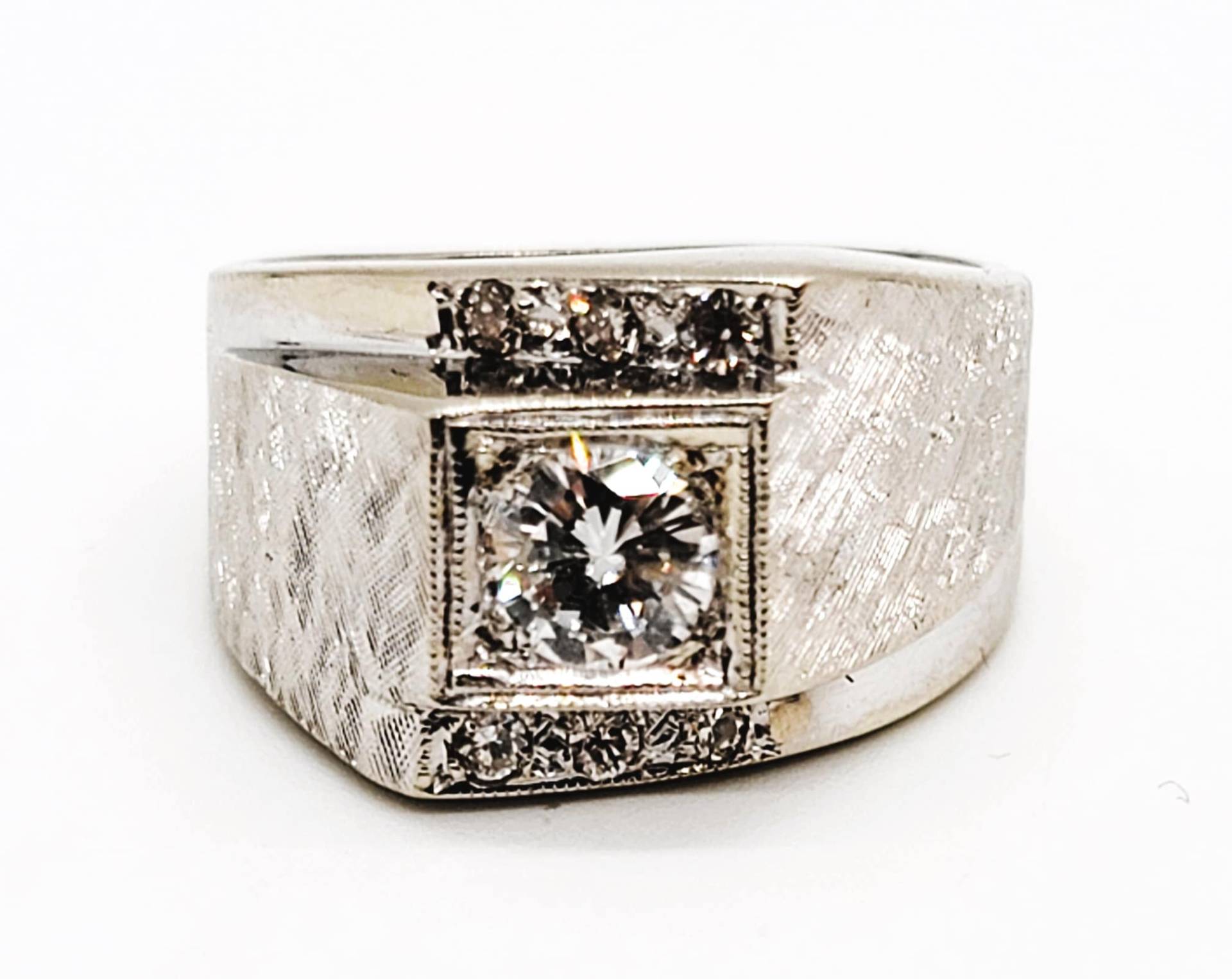 Männer Verlobung Handgemachte 14K Weißgold Diamant Ring Größe 6.5 von ColorCoutureJewels