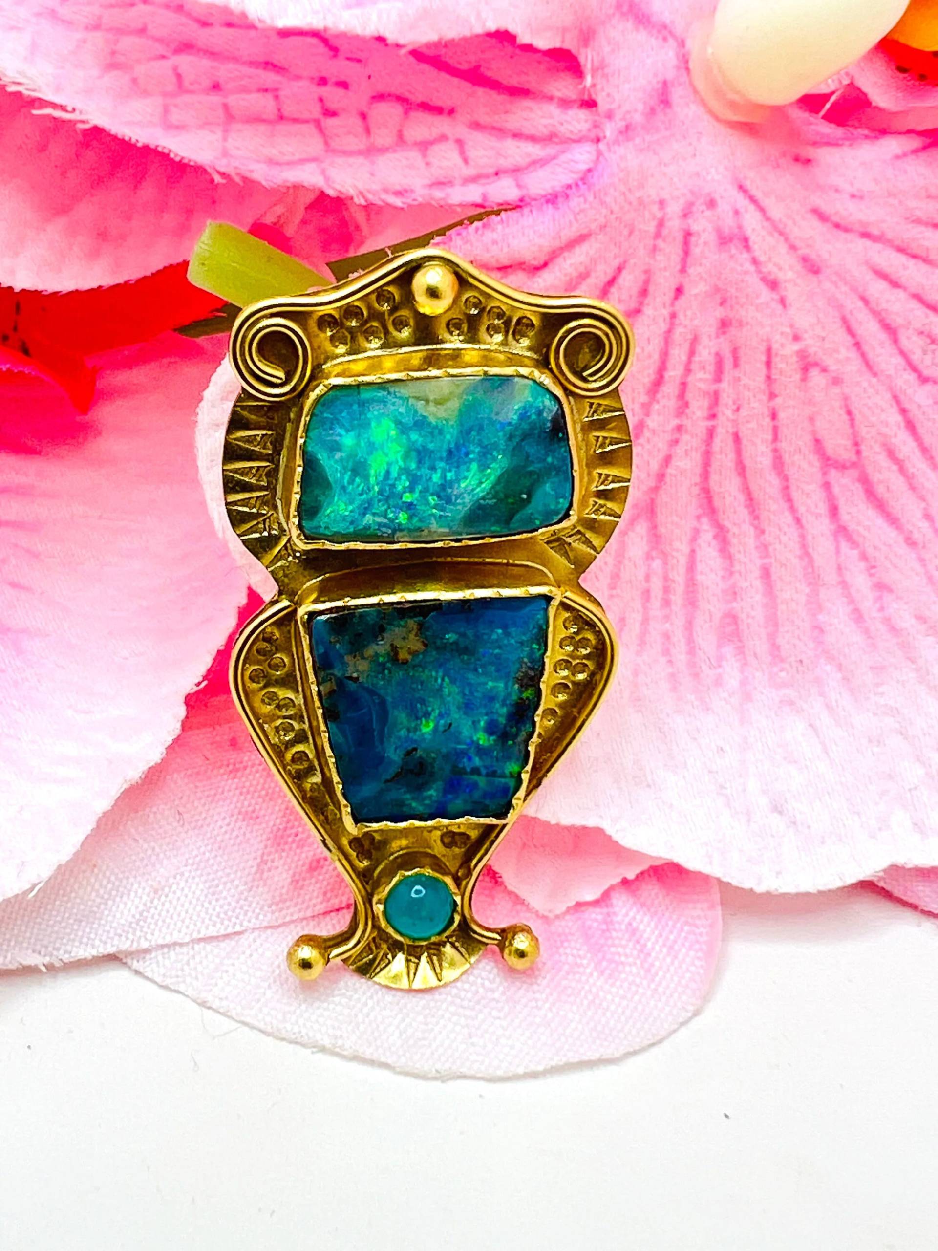 Vintage 14K Gelbgold Opal Anhänger von ColorCoutureJewels