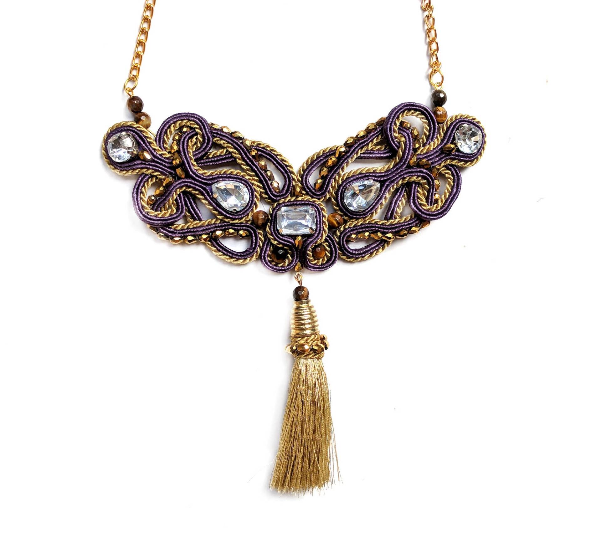 Lila Und Goldene Soutache Kette Mit Goldener Quaste Lila Und Goldene Soutache Kette Mit Goldener Quaste von ColorFusionJewelry
