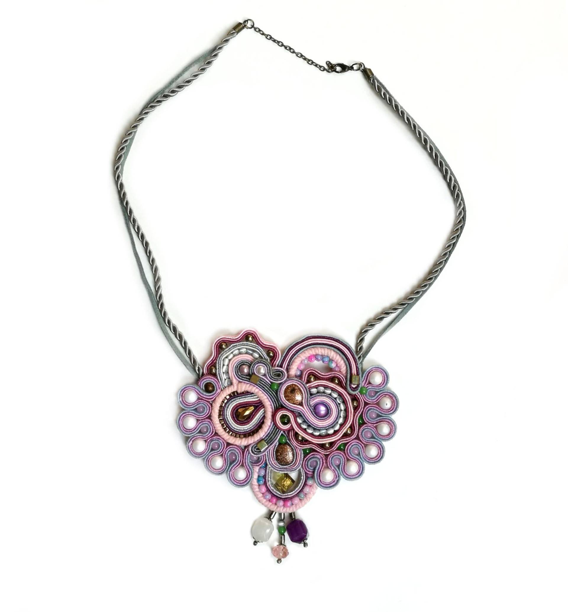 Rosa Und Graue Soutache Kette Rosa Und Graue Soutache Kette von ColorFusionJewelry