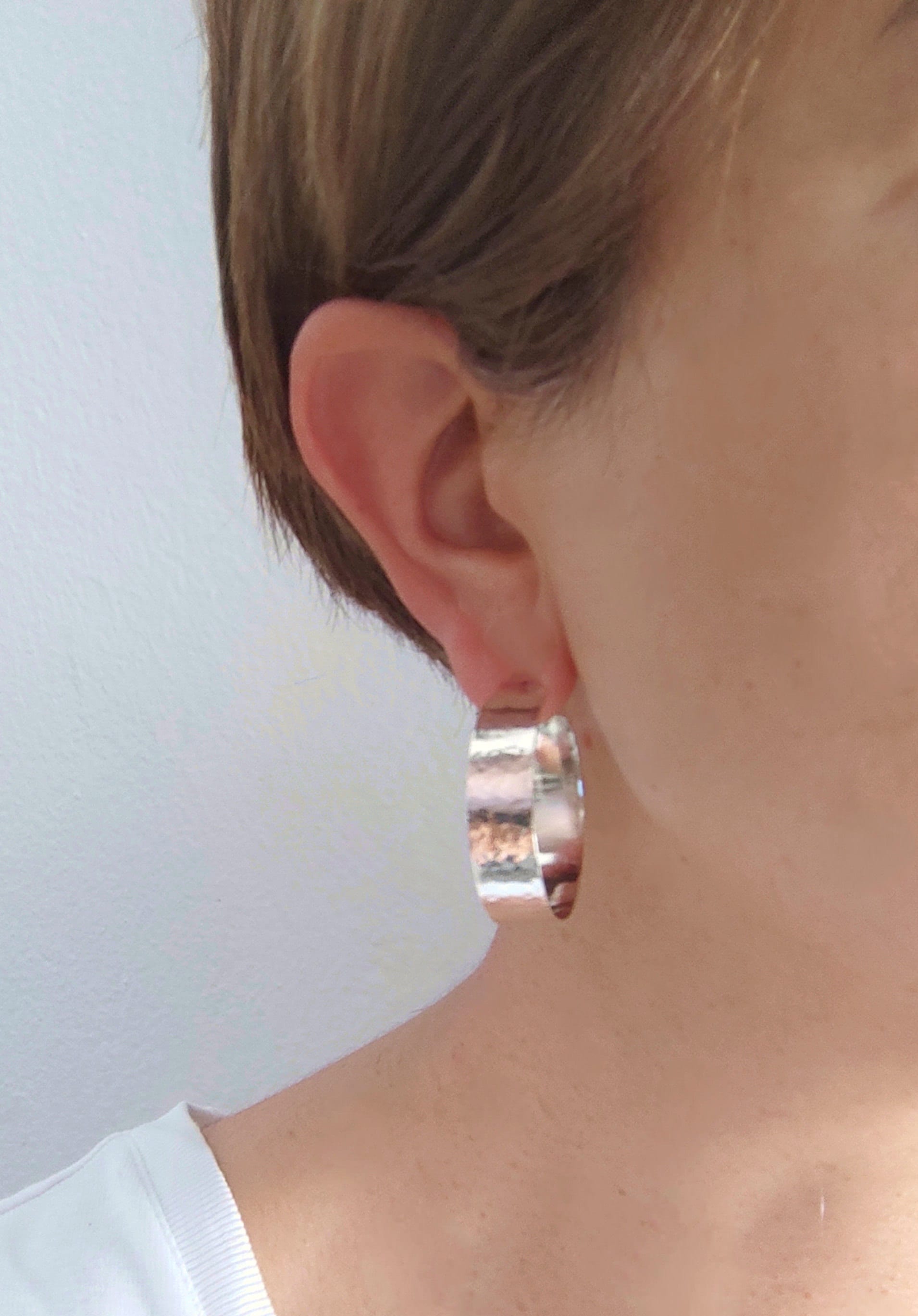 Handgemachte Sterling Silber Creolen - Breite Creole Stil Handgemachte Sterling Silber Creolen - Breite Creole Stil von ColorLatinoJewelry