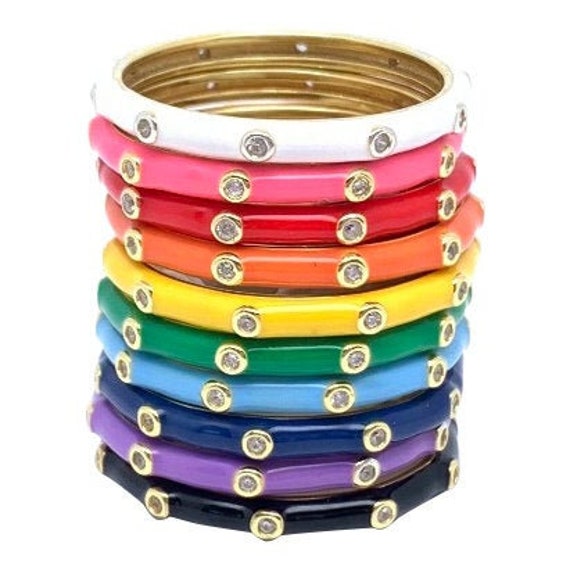 Regenbogen 10 Emaille Stack Ringe Set von ColorShout