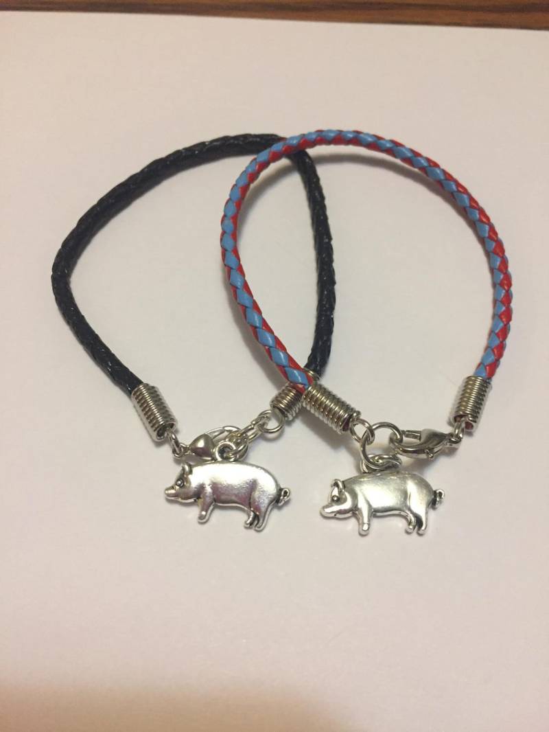 Super Süßes Schweinchen Geflochtenes Leder Armband Super Süßes Schweinchen Geflochtenes Leder Armband von ColoradoHorseTracks
