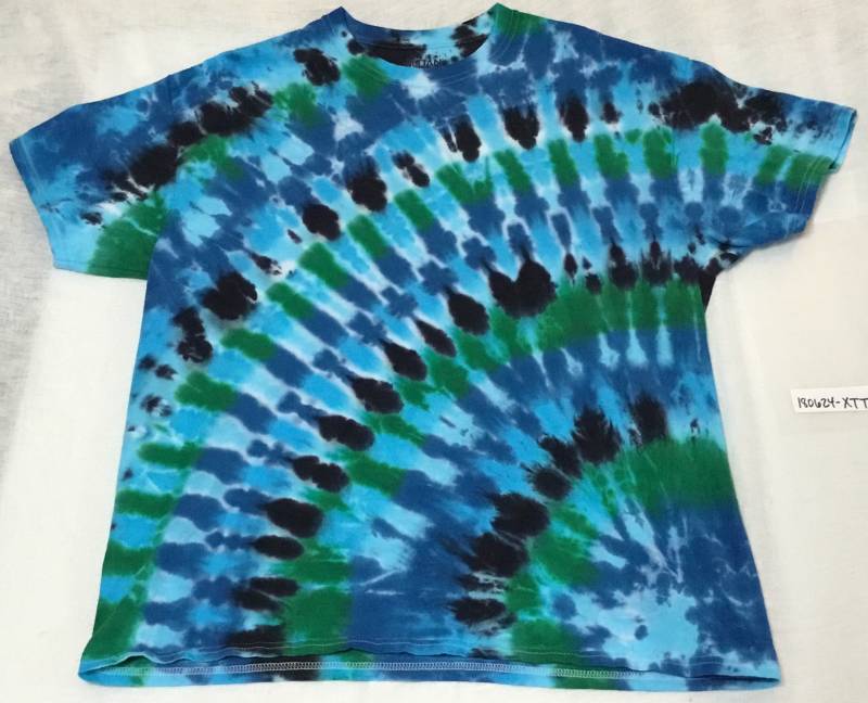 xl-T-Shirt in Blautönen, Grün & Schwarz von ColoradoTied