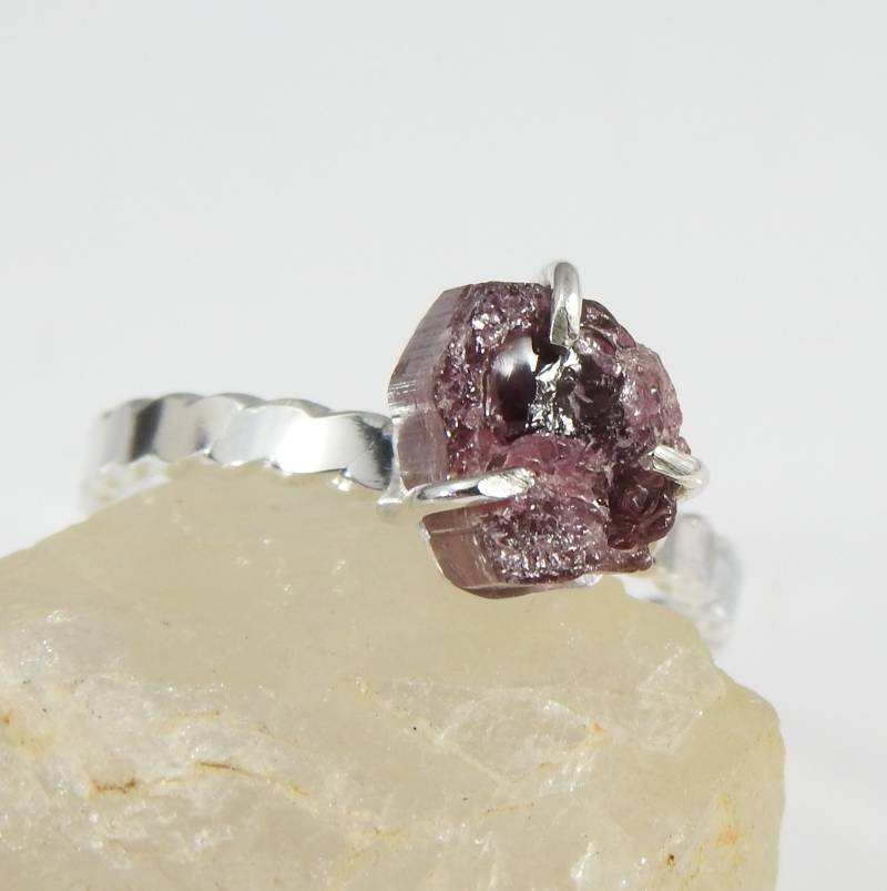 Zierliche Kastanienbraun Turmalinring in Sterling Silber - Größe 6 Zierliche Kastanienbraun Turmalinring in Sterling Silber - Größe 6 von ColoredRock