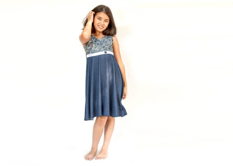 Mädchen Jeans Wirbeln Kleid - Ärmellose Sommerkleid Für Kleinkind von ColoresForYou