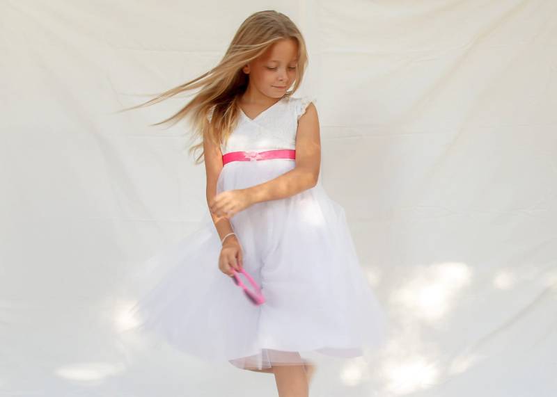 Weißem Tüll Und Spitze Kleid Blumenmädchen von ColoresForYou