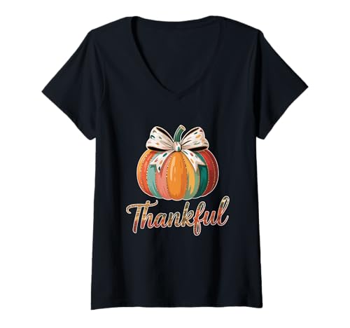 Damen Coquette Pumpkin Thankful Fall Kürbisse Thanksgiving T-Shirt mit V-Ausschnitt Damen Coquette Pumpkin Thankful Fall Kürbisse Thanksgiving T-Shirt mit V-Ausschnitt von Colorful Coquette Pumpkin Thankful