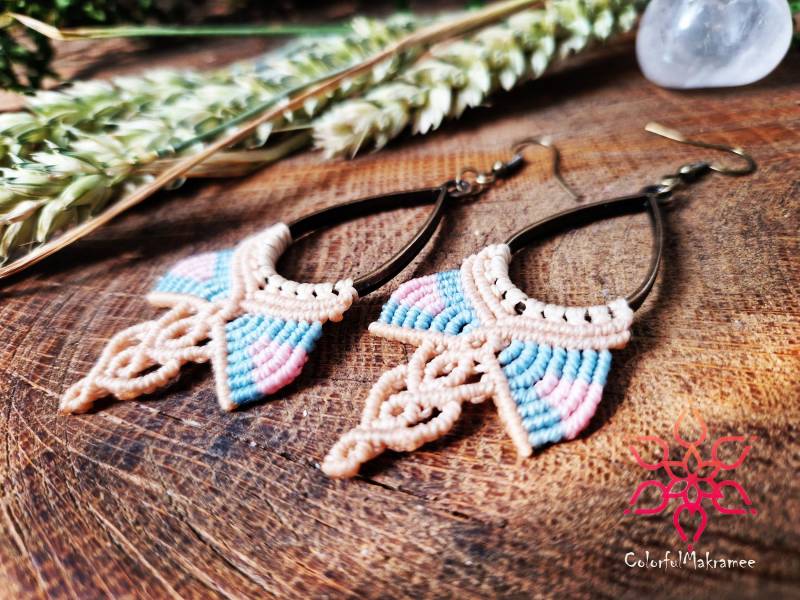 Makramee Macramé Ohrringe Ohrhänger Ohrschmuck Hängeohrringe Ethno Festivalschmuck Hippie Bohemian Pastell Makrameeohrringe von ColorfulMakramee