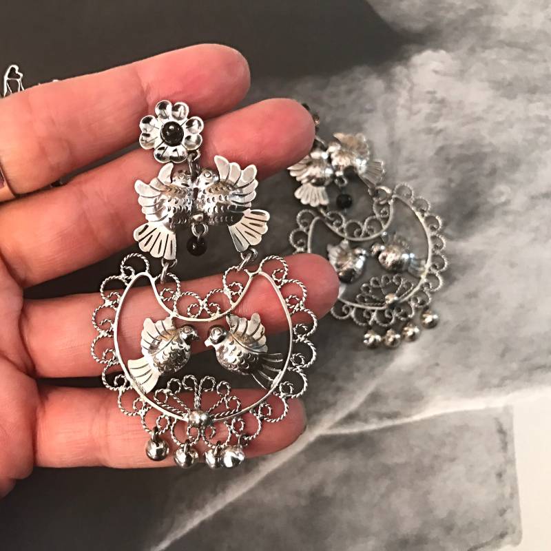 Sterling Silber Liebe Vogel Schwarz Onyx Statement Boho Ohrringe von ColorsOfEtnika