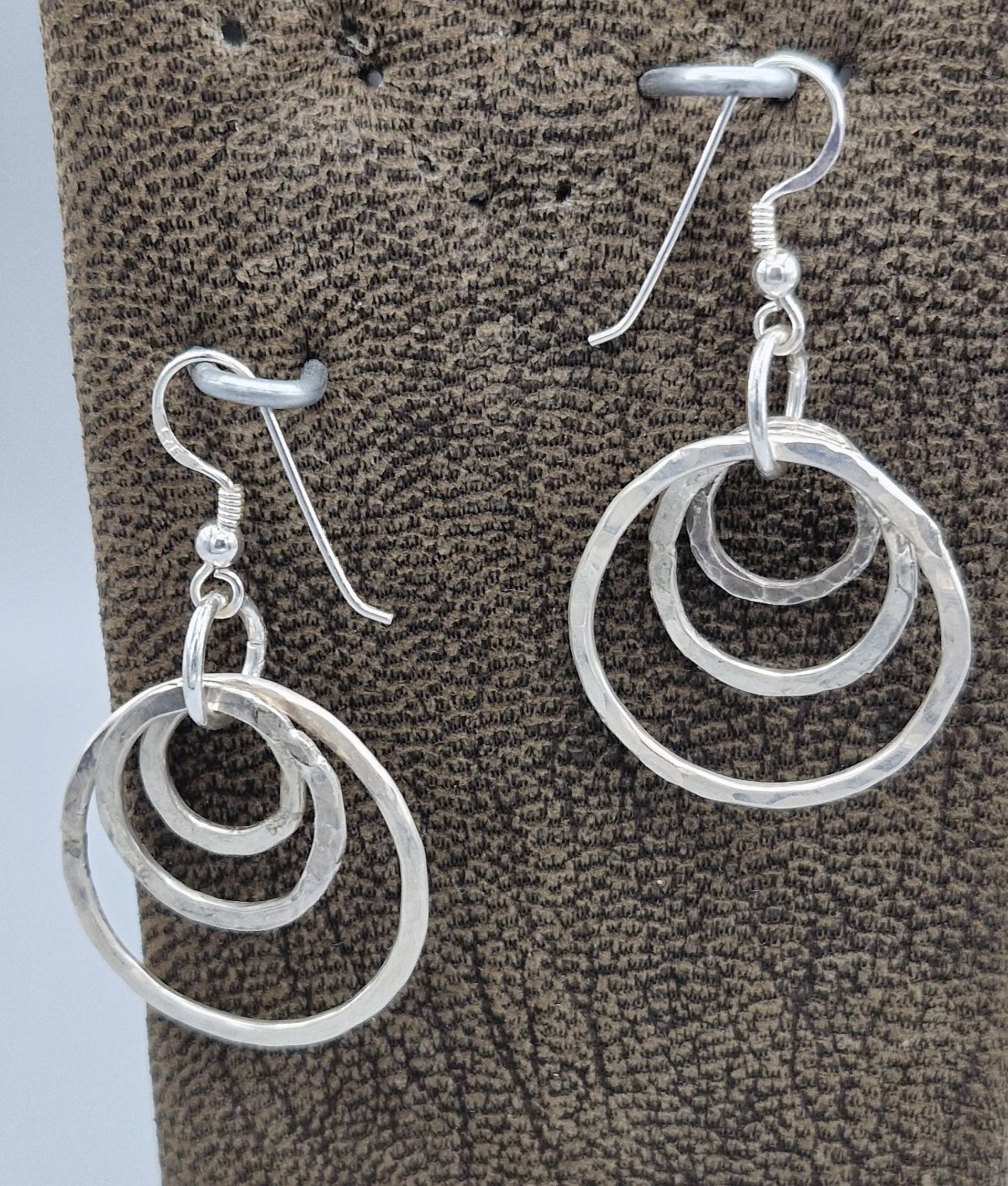 Ohrhänger von ColourAndShapeShop