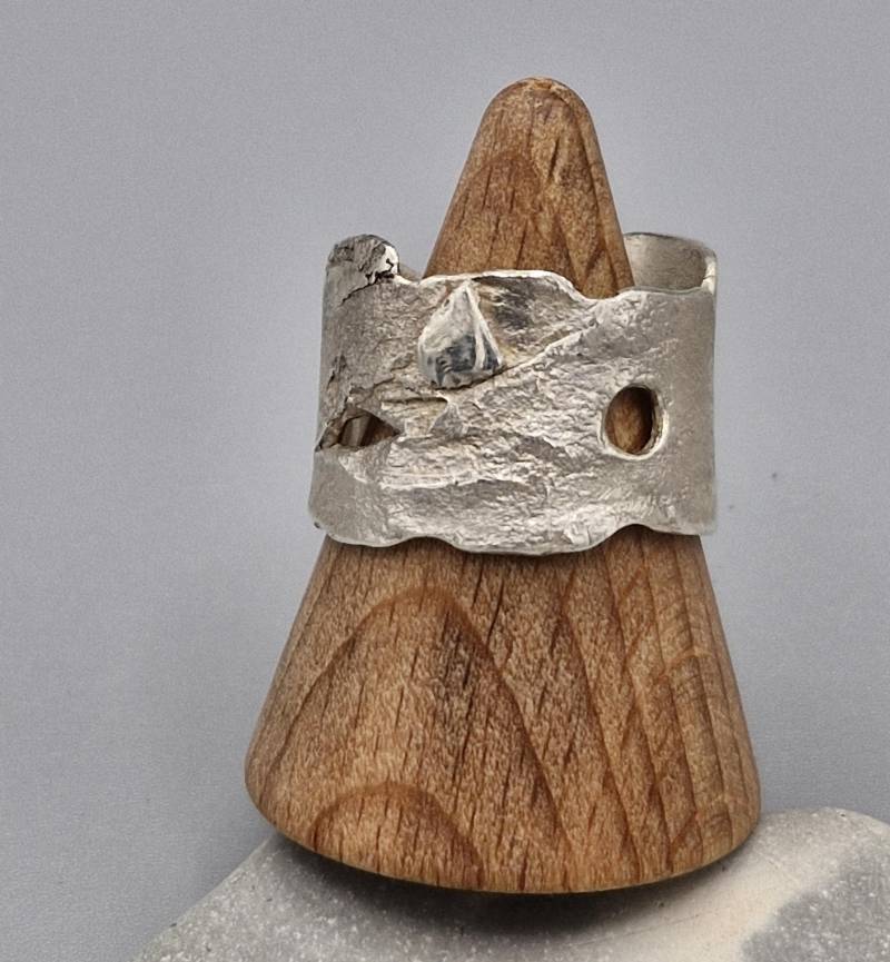 Rustikaler Bandring von ColourAndShapeShop