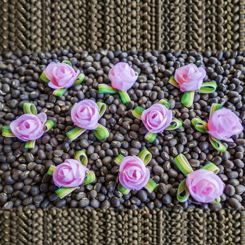 Große Rosa Blühenden Rosen von ColourCocoon