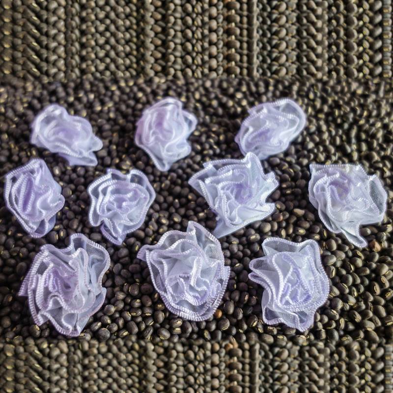Kleine Leichte Lila Schiere Rüsche Bandblumen Kleine Leichte Lila Schiere Rüsche Bandblumen von ColourCocoon