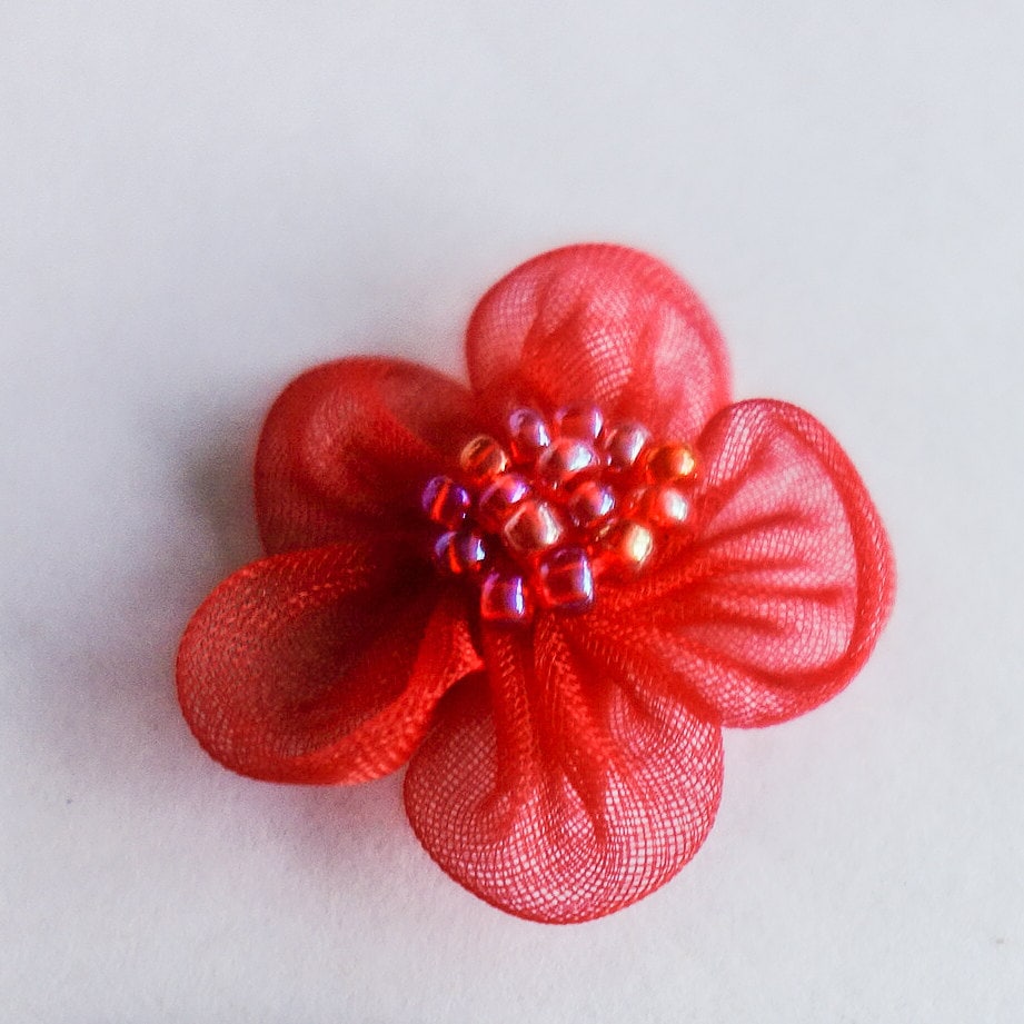 Miniatur Rote Schiere Perlen Blumen von ColourCocoon