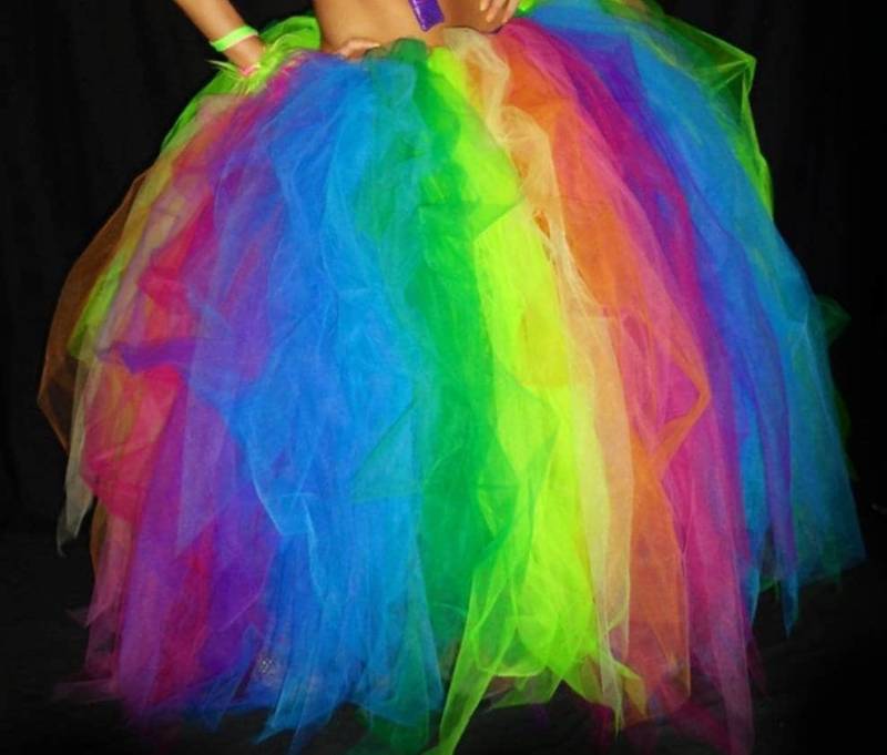Damen Regenbogen Fasching Tutu Pride Kostüm Bunt Röcke Bunt Festival Erwachsenen-Tütü von Colourblindonline