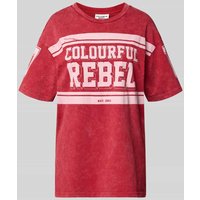 Colourful Rebel T-Shirt mit Label-Print in Rot, Größe M von Colourful Rebel