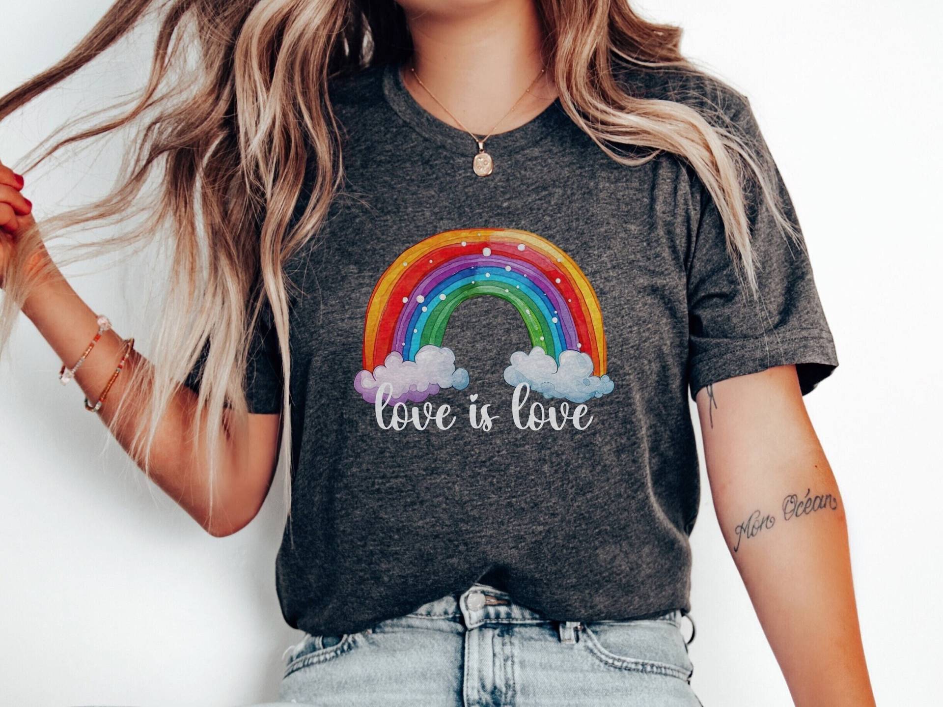 Love Is Rainbow T-Shirt | Pride Month Cute Lgbtq Diversity Beautiful Cute Unisex Shirt Gift von ColourfulAnni