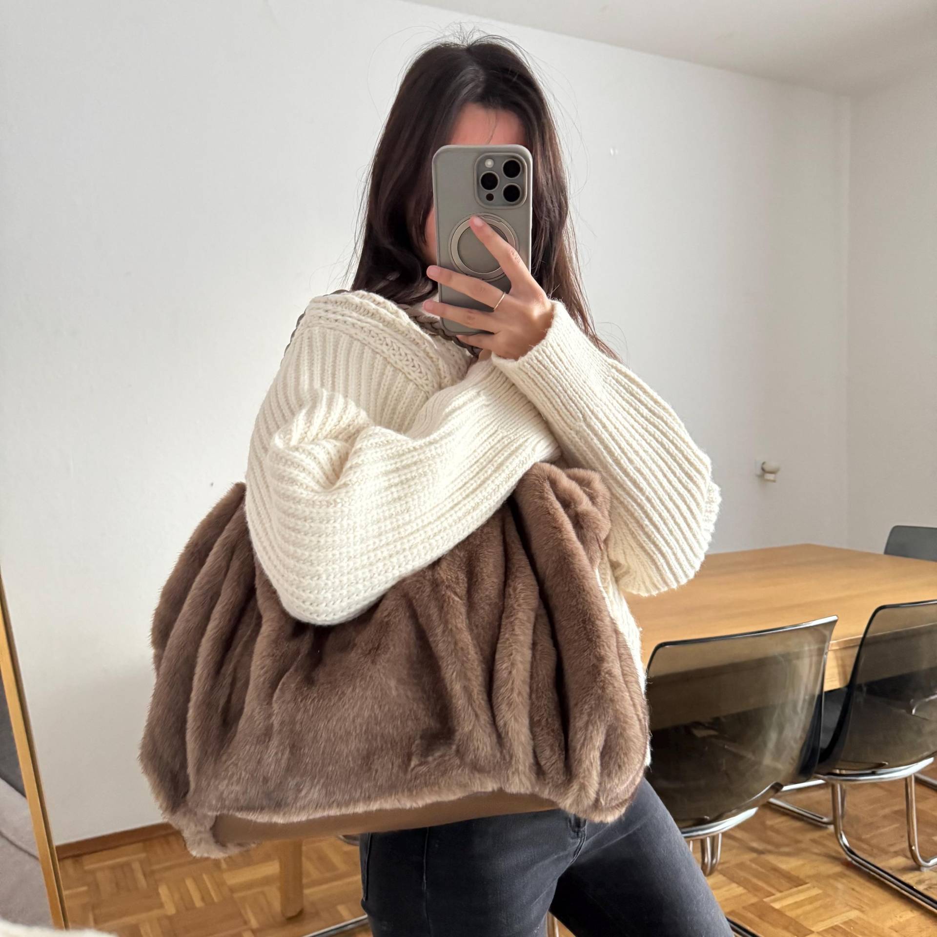 Plüsch Crossbody Tasche Frauen, Handtasche Teddyfell, Kunstpelz, Hobo Einkaufstasche Schultertasche, Tote Bag, Geschenke Für Sie, Taupe von ColourfulStyle