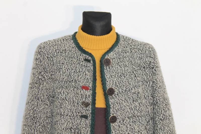 Tweedjacke Damen Grau/Geknöpfte Jacke Dirndljacke Alpakajacke Winterwolljacke Traditionelle Boho Größe Medium von Colourfulbrands