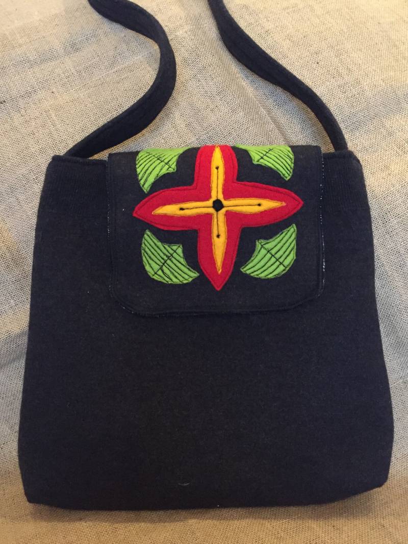 Upcycling Filztasche Upcycling Filztasche von Colourissimo