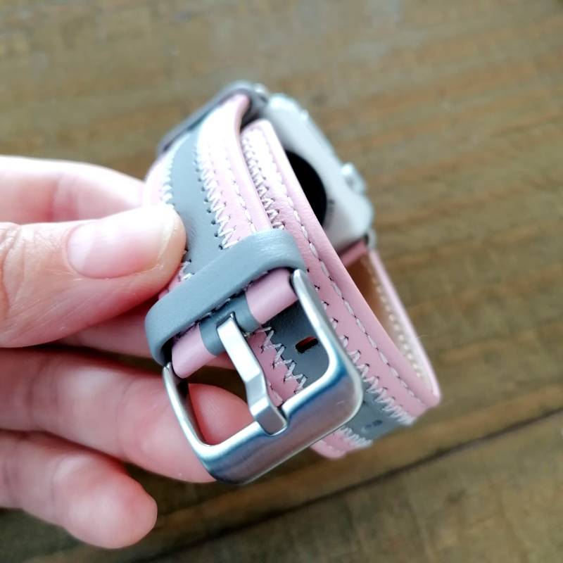 Echtleder Armband Für Apple Watch 1 2 3 4 5 6 7 8 9 10 11 Se Ultra 38 40 41 42 44 45 46 49 Mm - Zweifarbiges Uhrband in Rosa & Grau Abv02 von ColoururworldStudio