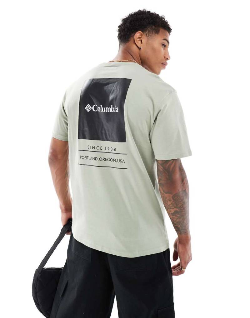 Columbia - Barton Springs - T-Shirt in Grün mit Rückenprint von Columbia