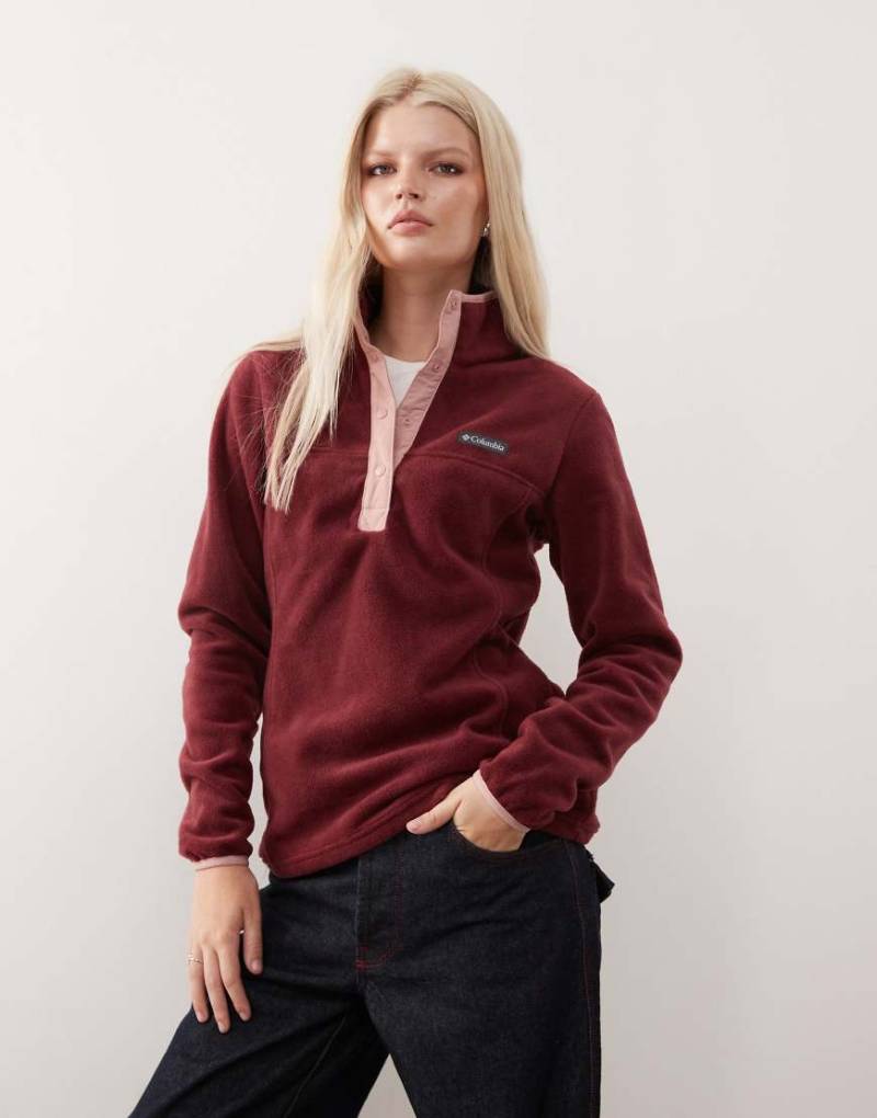 Columbia - Benton Springs - Pullover in Burgunderrot mit kurzer Druckknopfleiste von Columbia