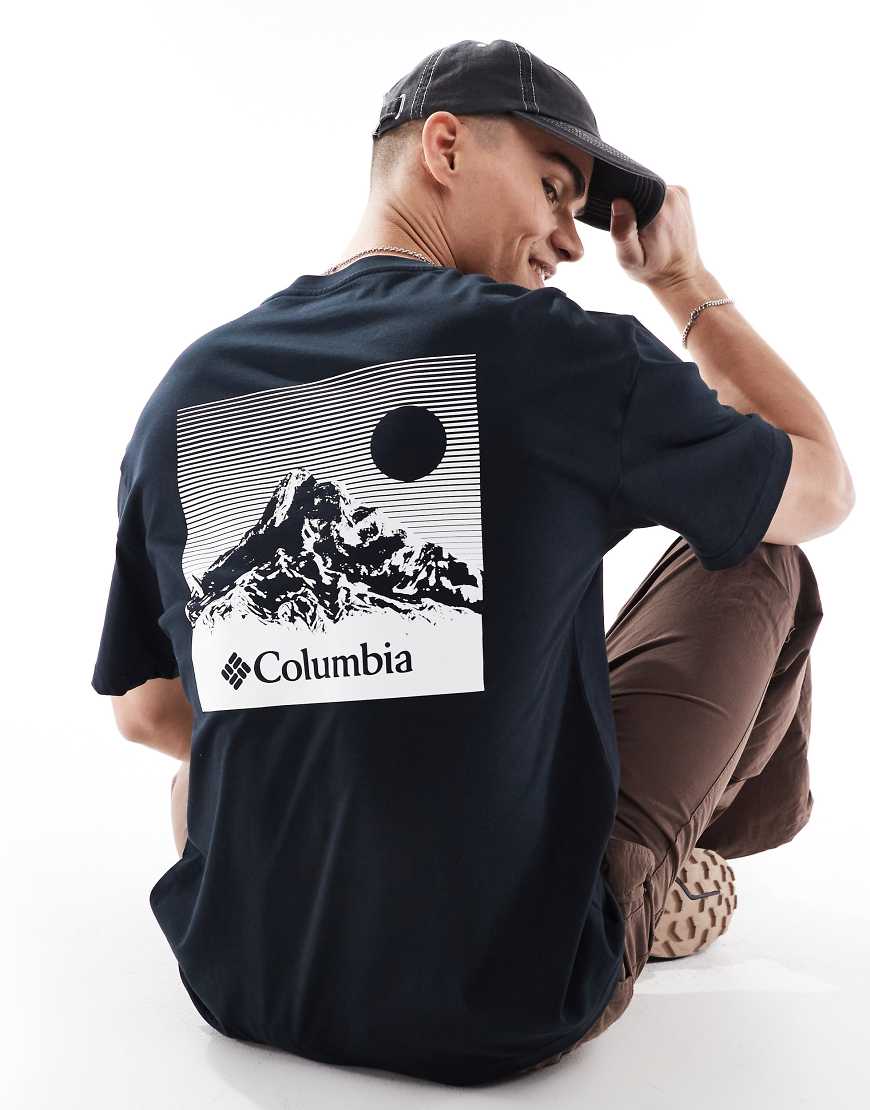 Columbia - Butte - T-Shirt in Schwarz mit Grafikprint Columbia - Butte - T-Shirt in Schwarz mit Grafikprint von Columbia