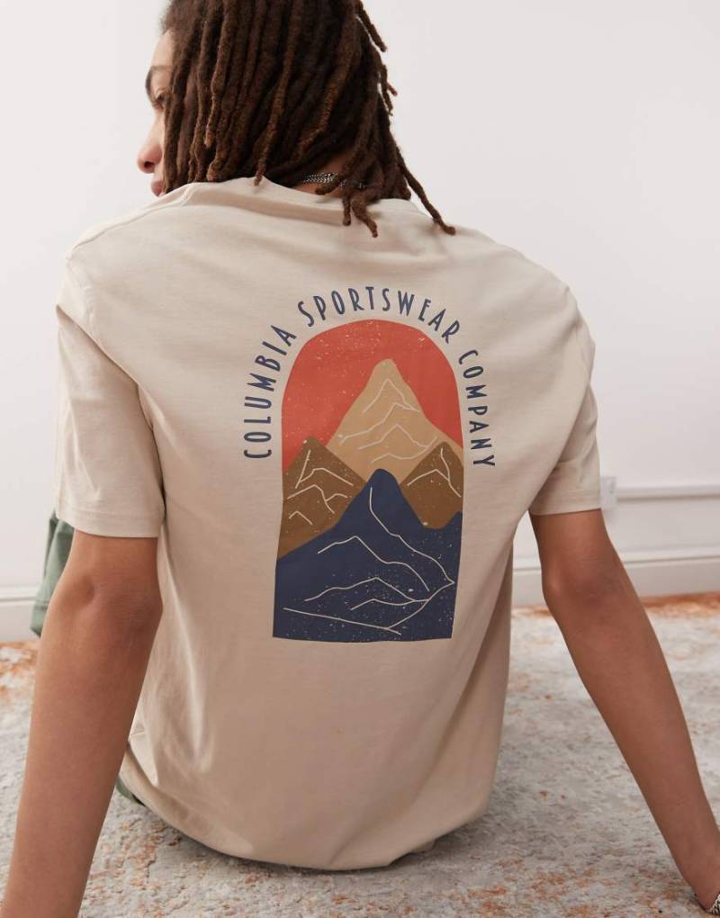 Columbia - Cavalry Trail - T-Shirt in Beige mit Print-Neutral von Columbia