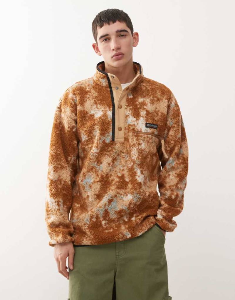 Columbia - Helvetia - Buntes Fleece-Sweatshirt mit kurzer Druckknopfleiste und verschwommenem Muster von Columbia