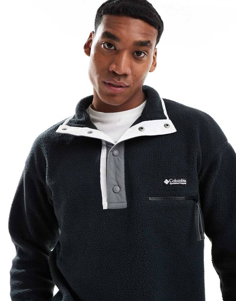 Columbia - Helvetia II - Fleece-Sweatshirt in Schwarz mit kurzer Druckknopfleiste von Columbia