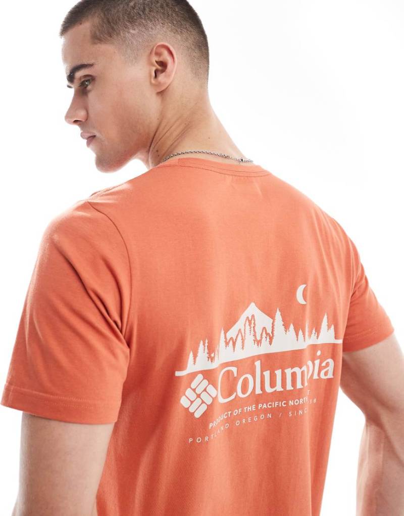 Columbia - Rapid Ridge II - T-Shirt in Rot mit Grafikprint auf dem Rücken von Columbia