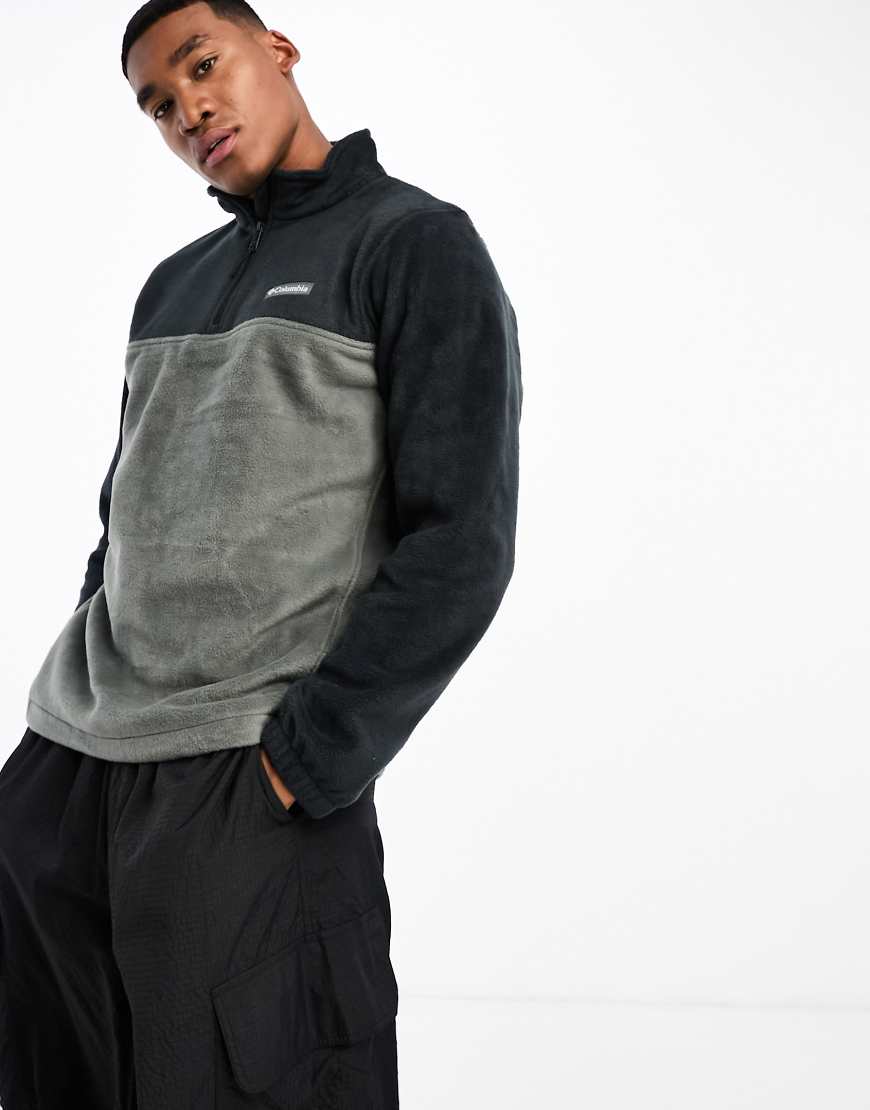Columbia - Steens Mountain - Fleece in Grau mit kurzem Reißverschluss Columbia - Steens Mountain - Fleece in Grau mit kurzem Reißverschluss von Columbia