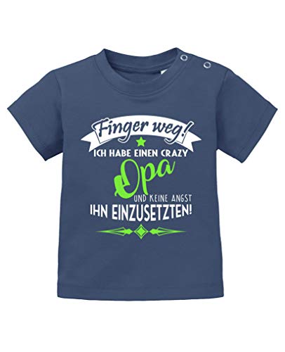 Comedy Shirts - Finger Weg! Ich Habe einen Crazy Opa. - Baby T-Shirt - Navy/Weiss-Neongrün Gr. 92/98 von Comedy Shirts